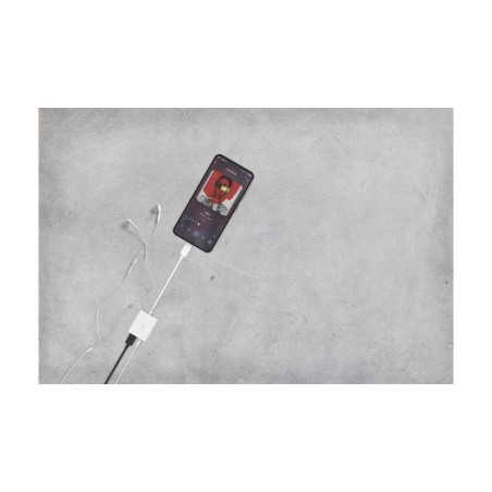 Buy Belkin RockStar - Premium Audio & Charge Adapter for Ultimate Convenience